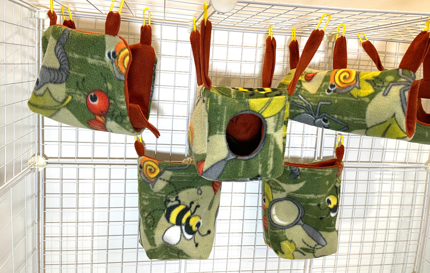 Fleece Cage Set 6 pc - Bee Garden