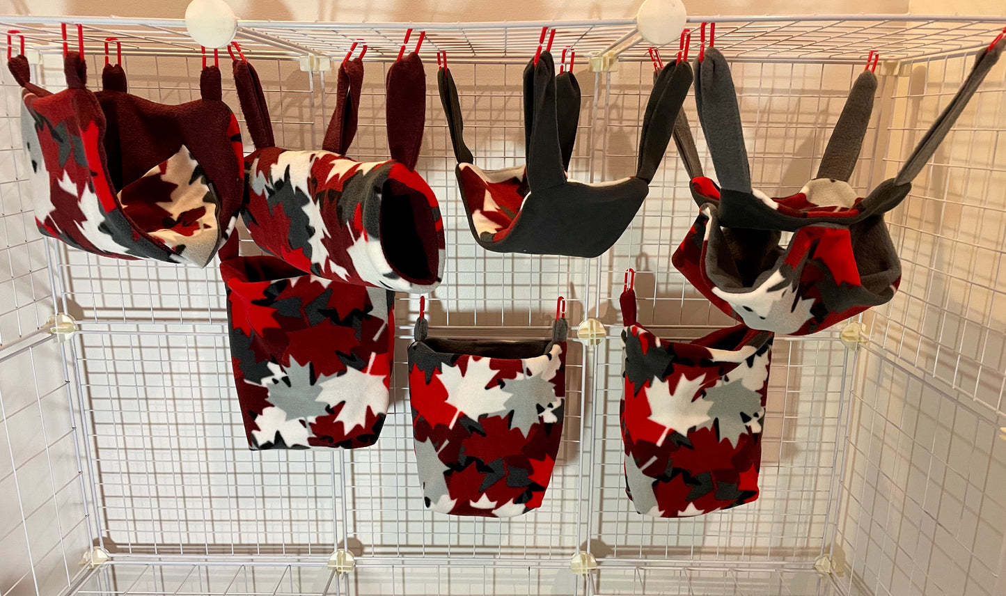 Fleece Cage Set  7 pc - Maple Leaves