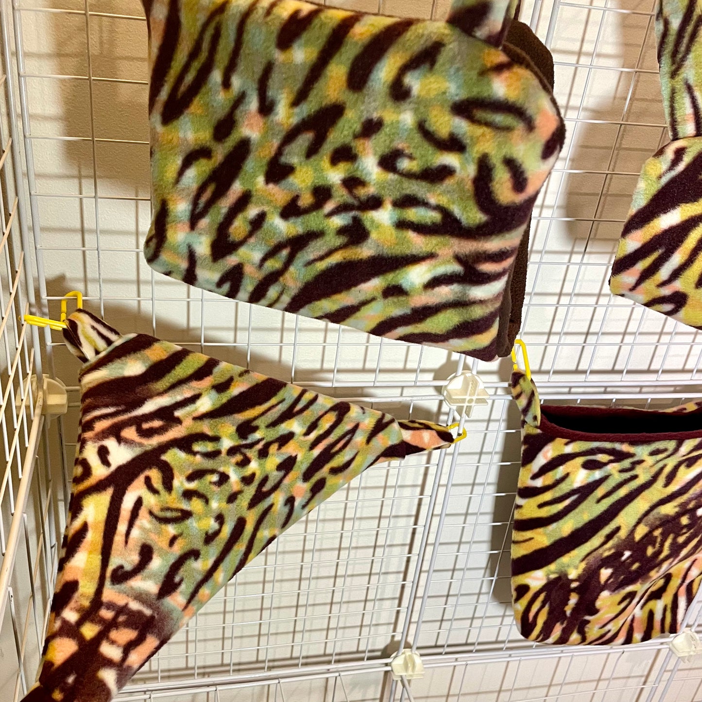 Fleece Cage Set 6 pc - Colourful Zebra